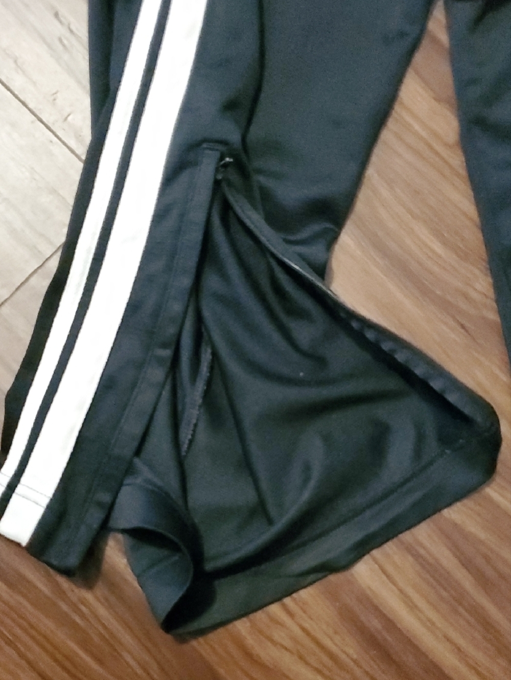 Nike Black Joggers with White Side Stripes - Picture 8 of 9